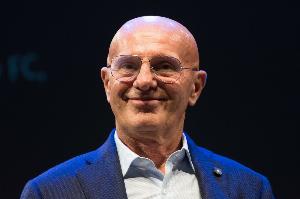 体育资讯-萨基：那不勒斯是意甲夺冠热门&amp;国米紧随其后，尤文还不足以争冠