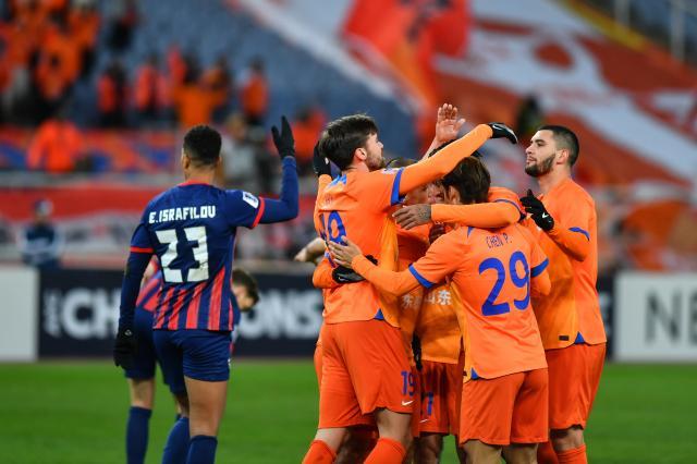 1740188876566056536.jpg (体育)(1)足球——亚冠:山东泰山胜柔佛新山XxjpseC007379_20241126_PEPFN0A001.jpg