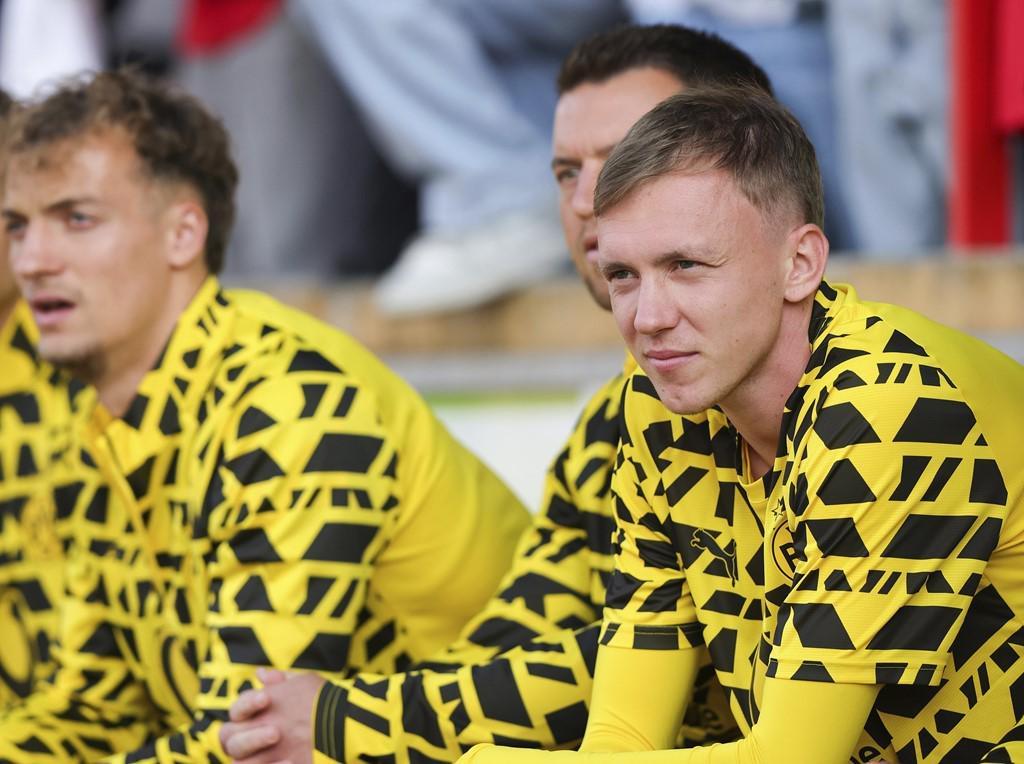 开云vip-天空：布伦特福德正考虑引进多特前锋拜尔，目前尚未开出报价