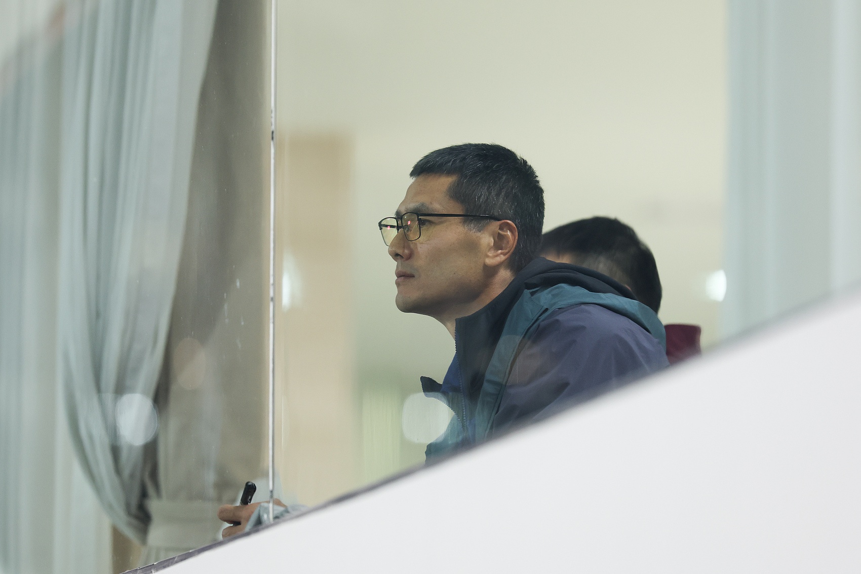 开云体育官方-中国足球2025：国字号中超队外战屡战屡败，苏超爆火点燃民间热情