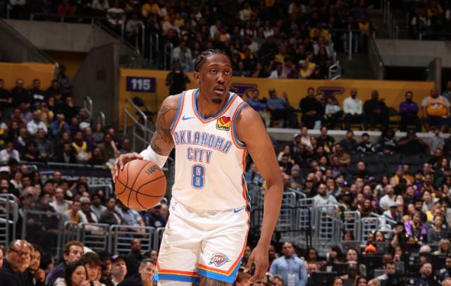 赛事直播-复出就发威！杰伦威关键6分制胜：雷霆拒绝湖人逆转